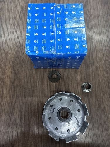 ARAÑA CLUTCH PULSAR-150 NS, PULSAR-150 F ORIG UMA